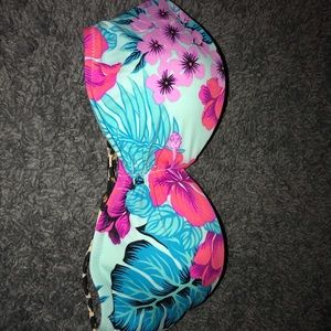 Strapless bathing suit top